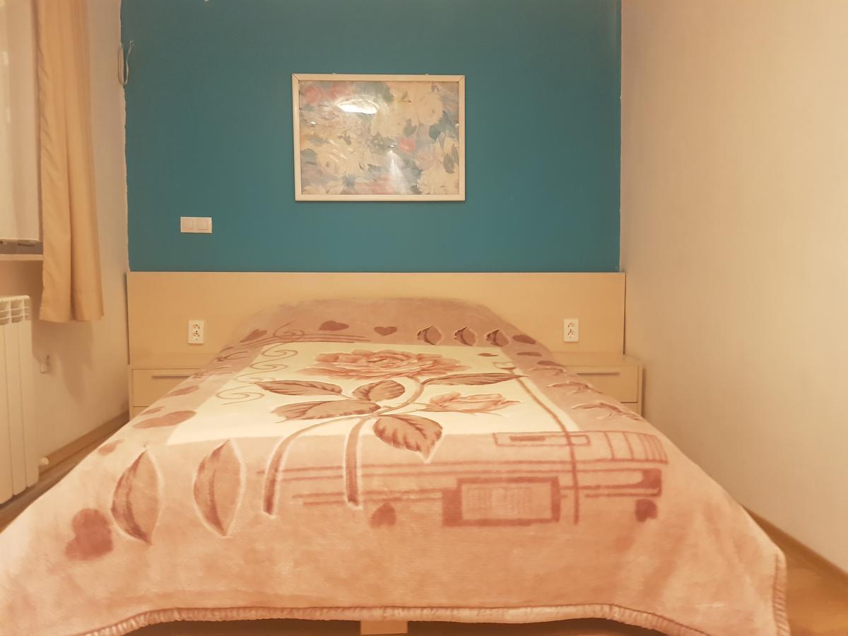 Libera Hostel Sofia Buitenkant foto