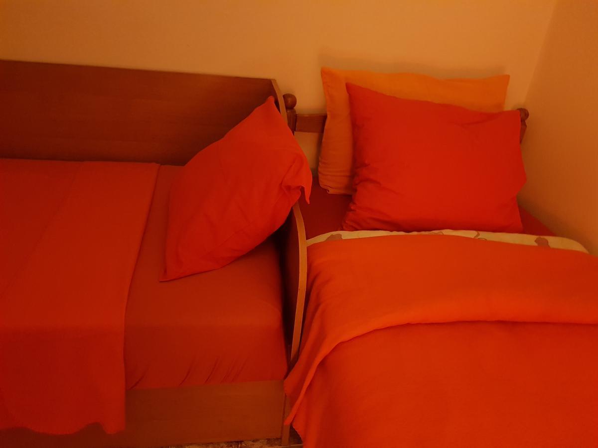 Libera Hostel Sofia Buitenkant foto